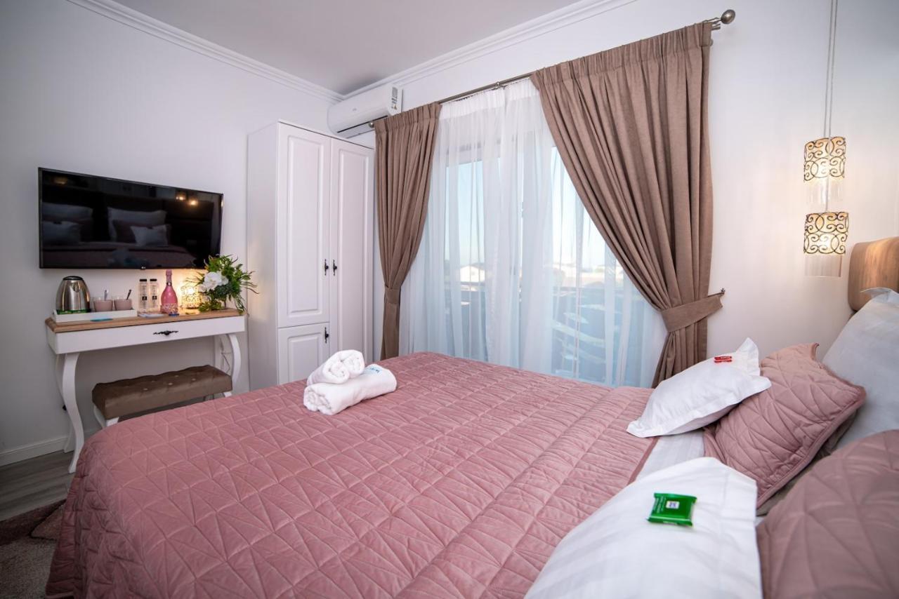 Club Waves - Vama Veche Hotell Exteriör bild
