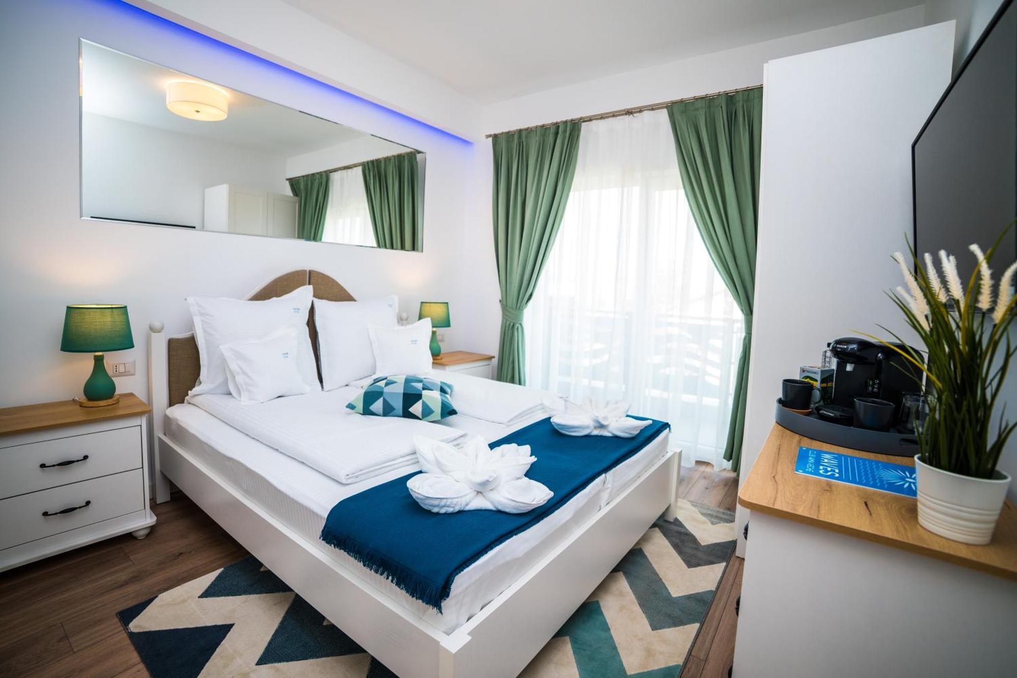 Club Waves - Vama Veche Hotell Exteriör bild
